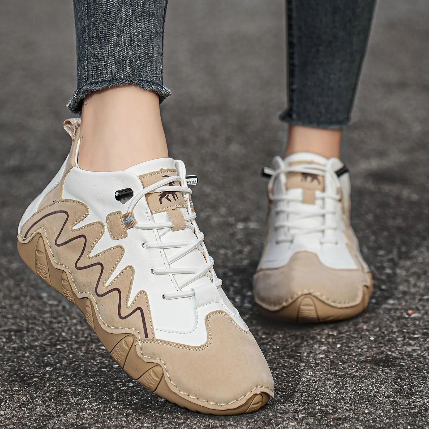 Women's Hiking Shoes Italian Handmade Suede High Top Soft Genuine Leather Casual Waterproof Retro Leather Lightweight Outdoor Sneakers Women Breathable Sports Shoes for Hiking Trailing